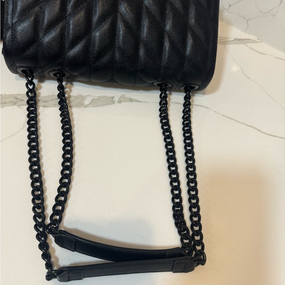 Karl Lagerfeld bag. It comes with dust bag. - Picture 4 of 8